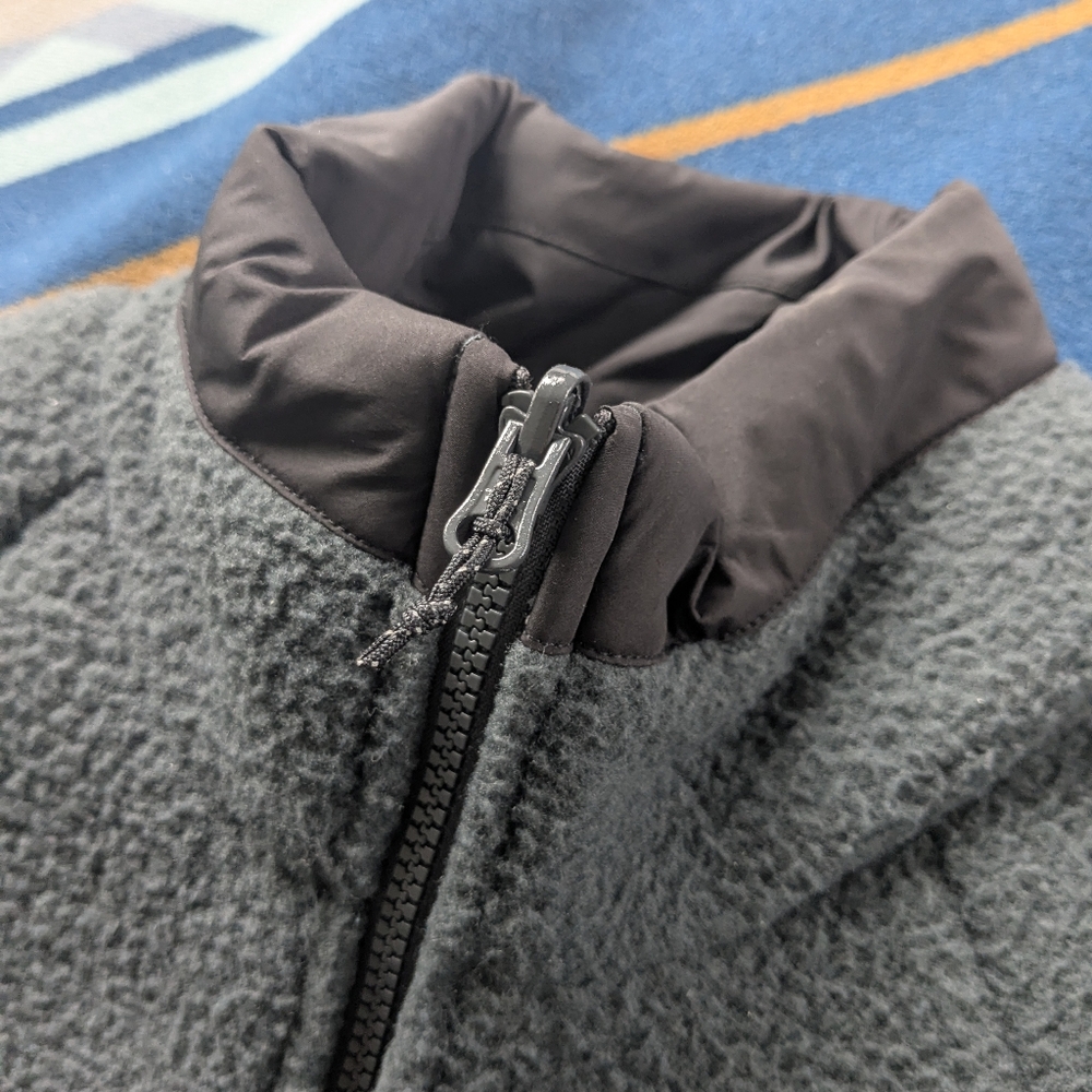 Tentree EcoLoft Reversible Fleece Jacket - Picture 7 of 12